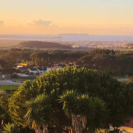 Sunset Chateau -piscina Aquecida, Vista Mar * Atouguia Da Baleia