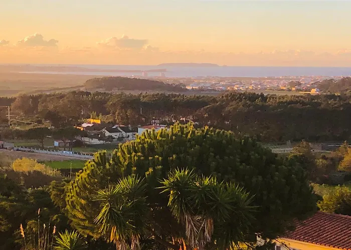 Sunset Chateau -piscina Aquecida, Vista Mar * Atouguia Da Baleia