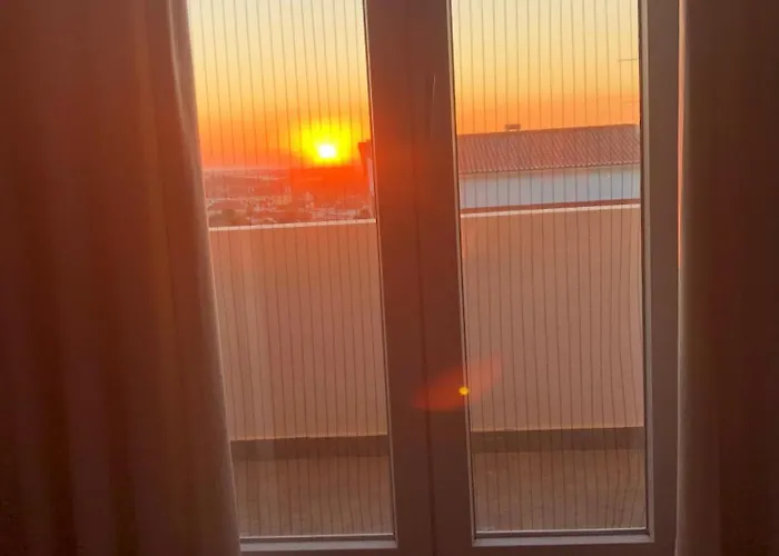 Casa vacanze Sunset Chateau -piscina Aquecida, Vista Mar