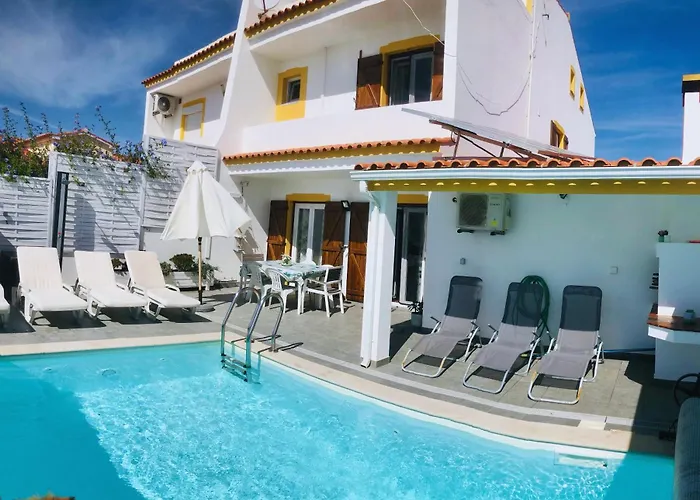 Sunset Chateau -piscina Aquecida, Vista Mar Casa vacanze Atouguia Da Baleia